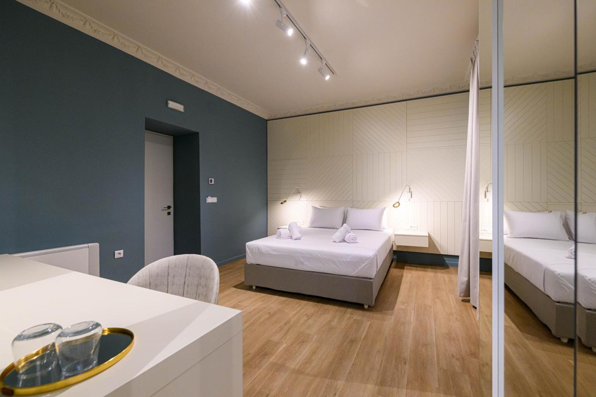 Blueblood - The Rooms Kalamata Ngoại thất bức ảnh