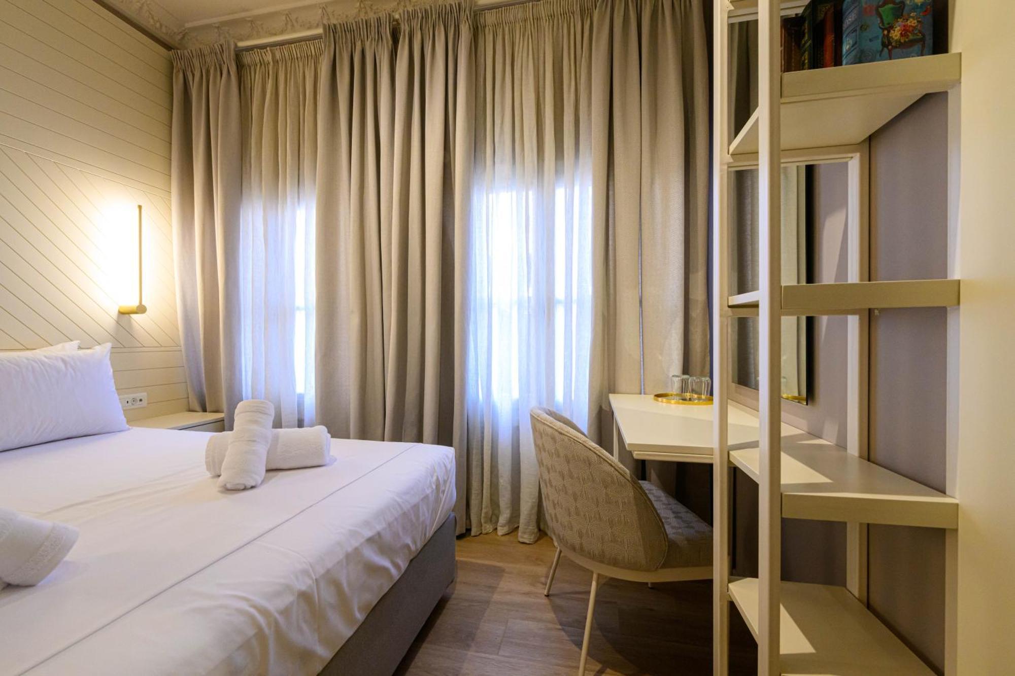 Blueblood - The Rooms Kalamata Ngoại thất bức ảnh