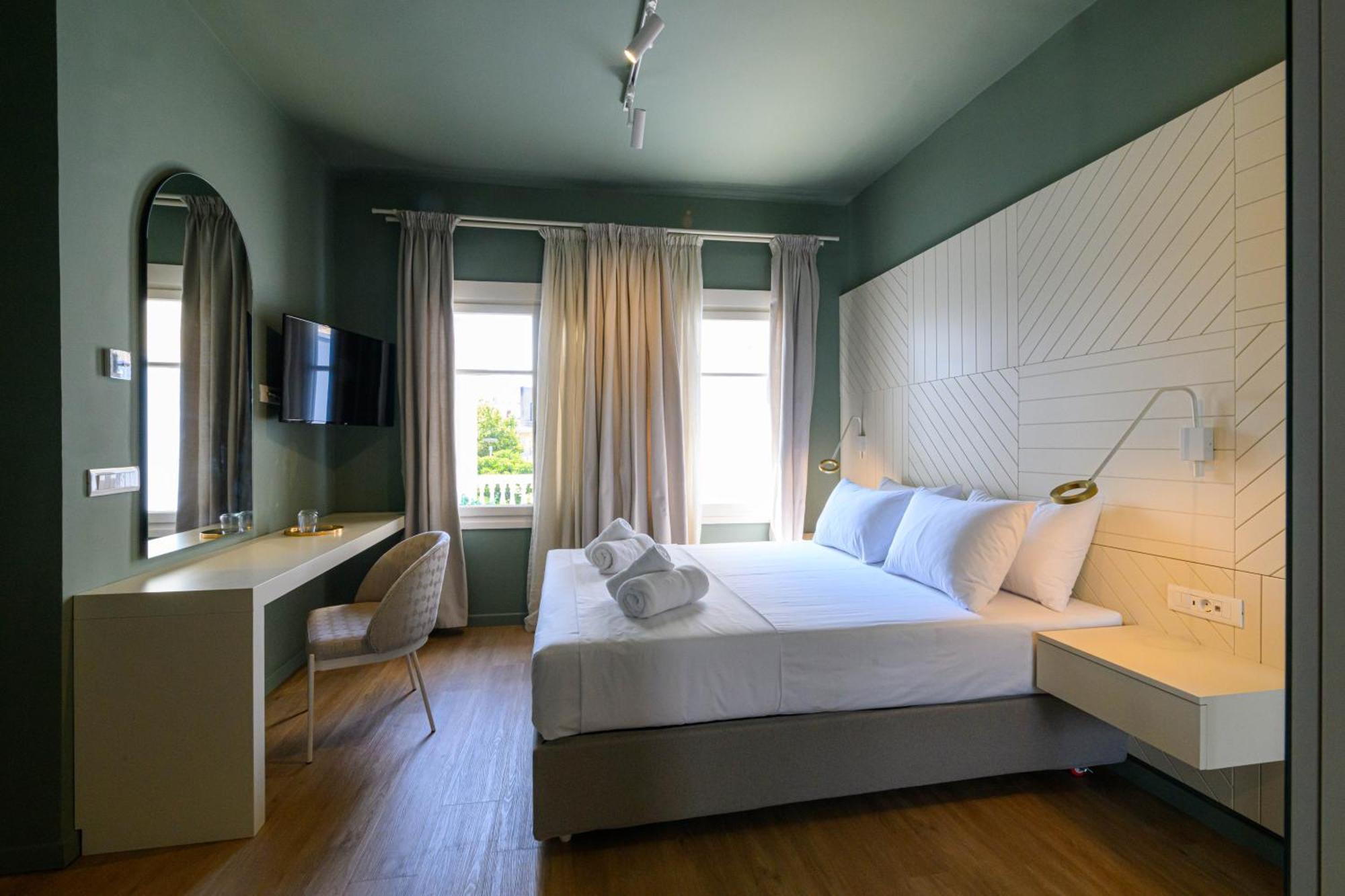 Blueblood - The Rooms Kalamata Ngoại thất bức ảnh