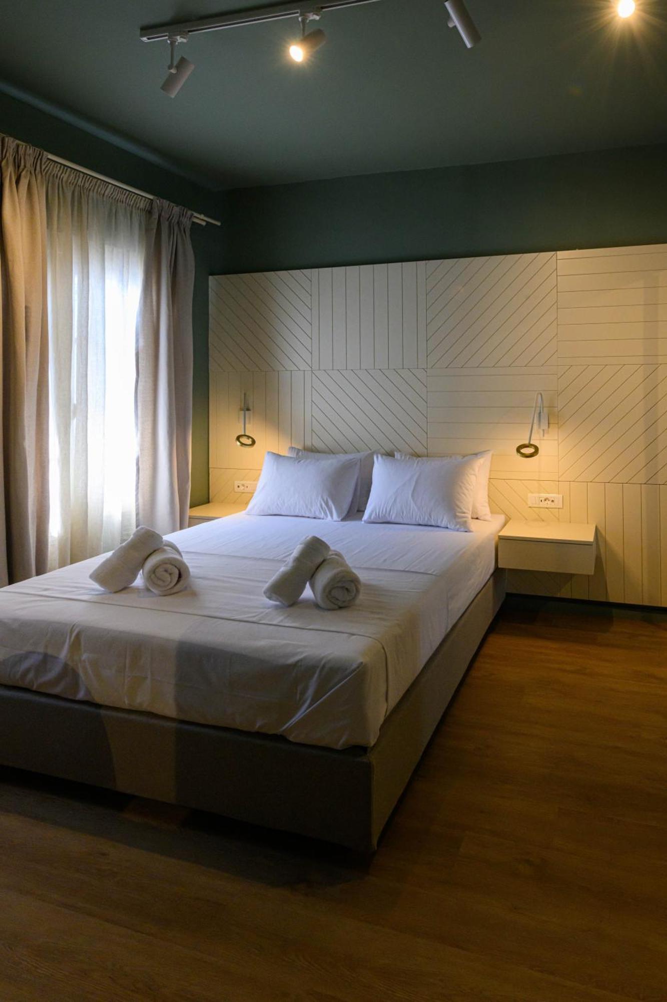 Blueblood - The Rooms Kalamata Ngoại thất bức ảnh